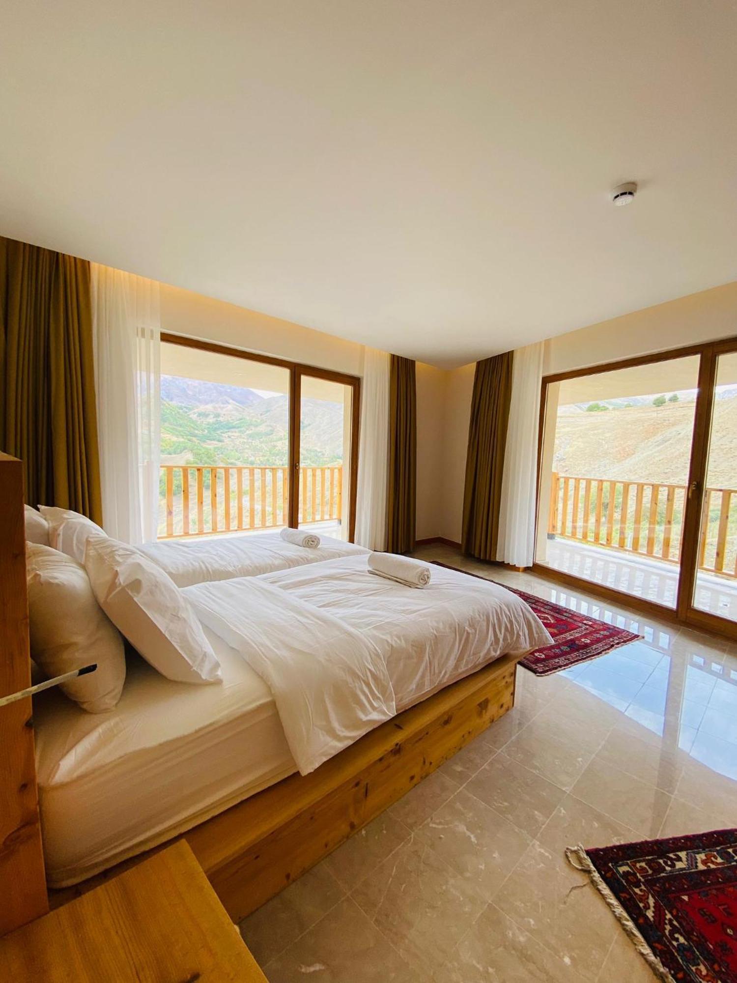 Askireg Hotel Tunceli Екстериор снимка