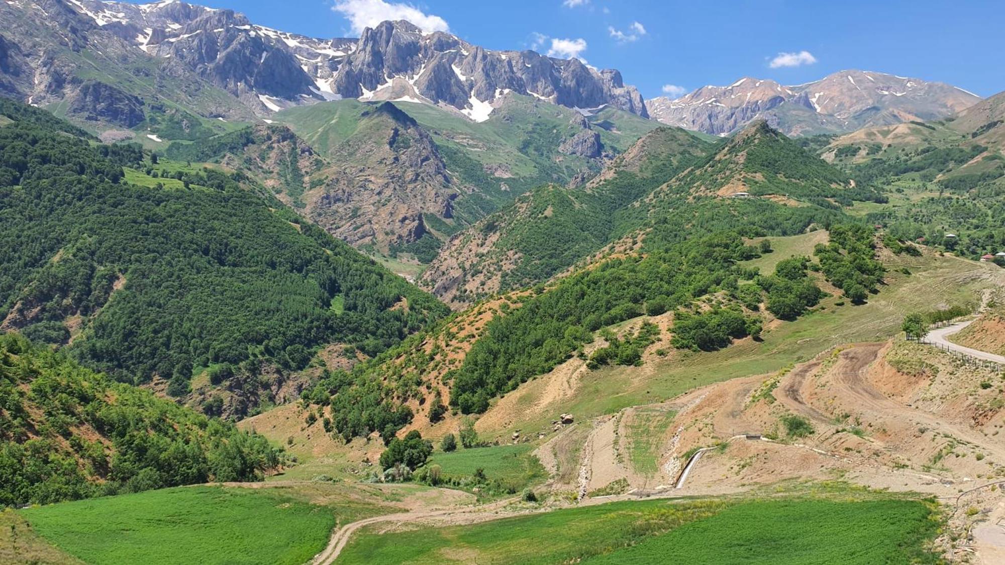 Askireg Hotel Tunceli Екстериор снимка