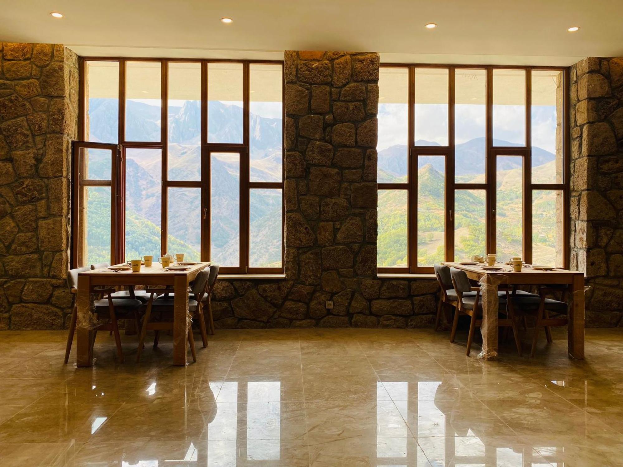 Askireg Hotel Tunceli Екстериор снимка