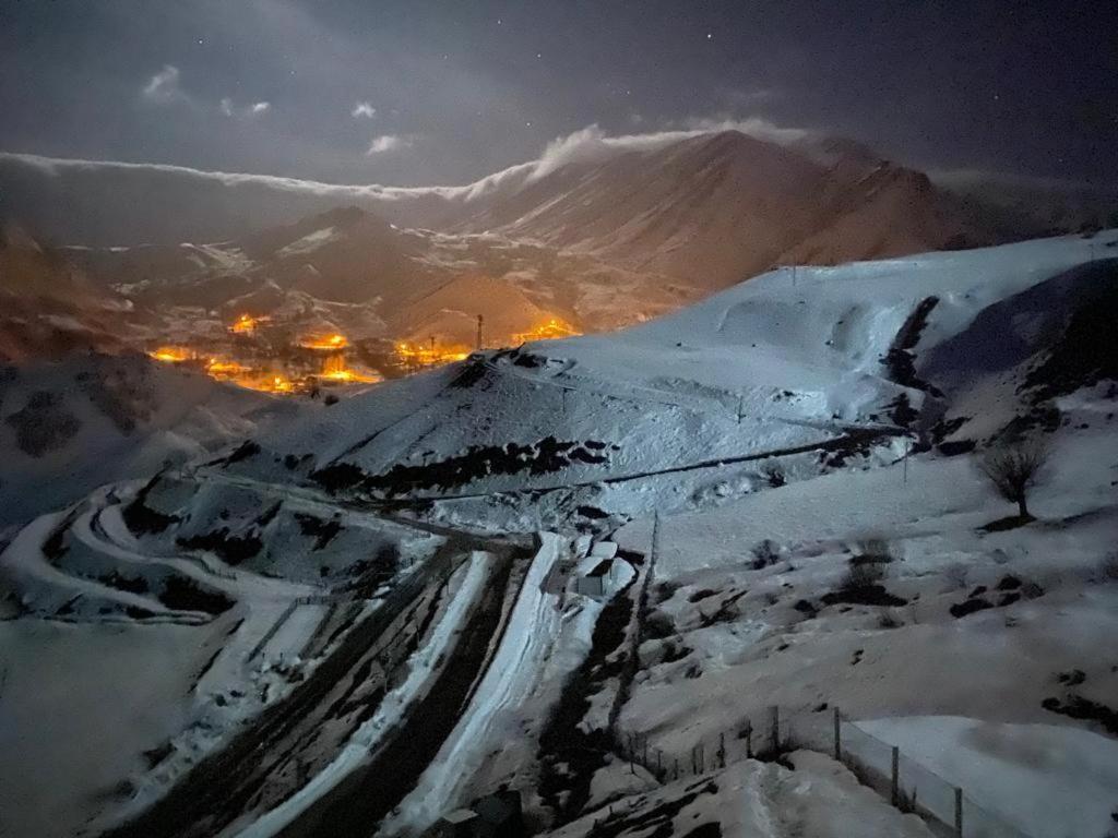 Askireg Hotel Tunceli Екстериор снимка